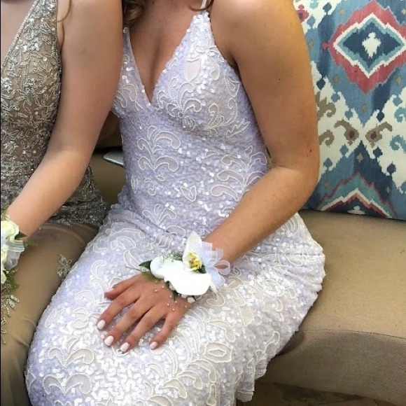 Sequined prom dress - gorgeous - Picture 5 of 10